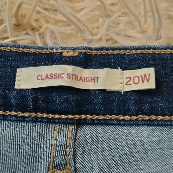 Levi’s Boyfriend Plus Size Straight Leg Light Wash Jeans Size 20W - Picture 5 of 7